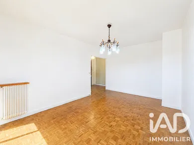 Appartement à Le Plessis-Robinson (92350)
