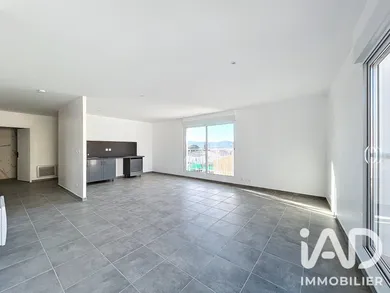 Appartement à Oraison (04700)
