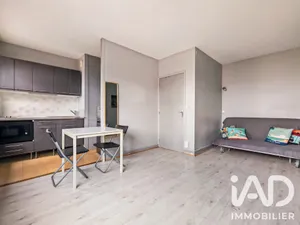 Apartment in Villeurbanne (69100)