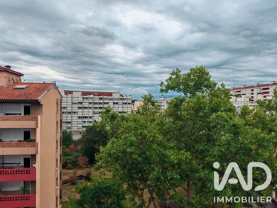 Apartment in Villeurbanne (69100)