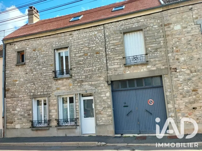 Maison 6 pièces 138 m² · à Milly-la-Forêt · 137,7 m² · 289 500 €