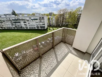 Apartment in Saint-Michel-sur-Orge (91240)