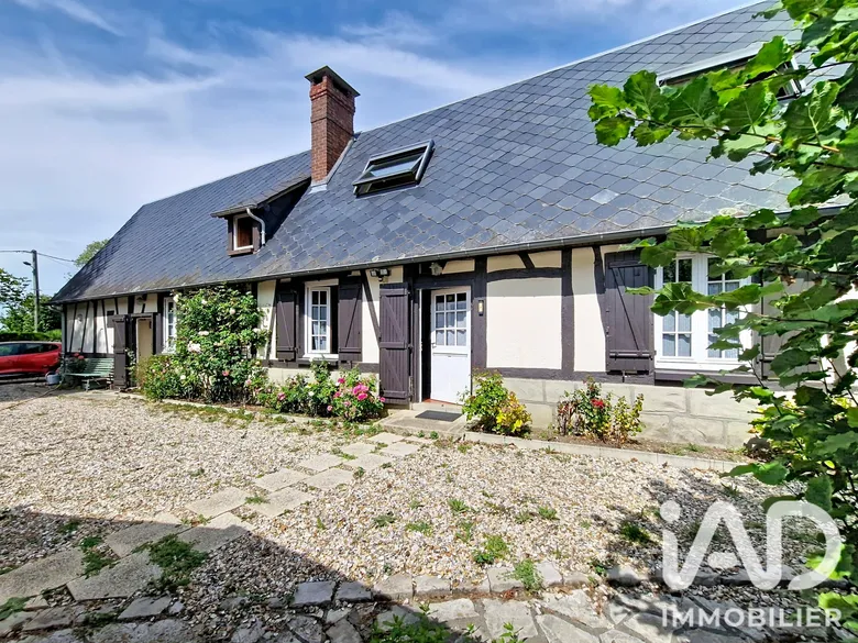 Maison 5 pièces 95 m² · à Les Hogues · 95 m² · 219 000 €
