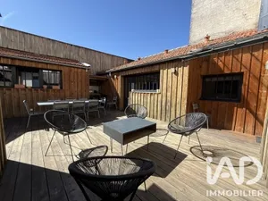 Maison de ville à Bordeaux (33300)