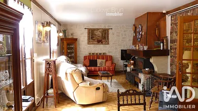 Maison traditionnelle à Moutiers-en-Puisaye (89520)