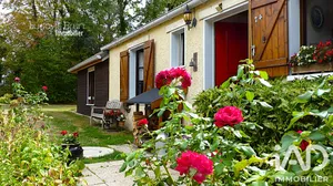 Maison traditionnelle à Moutiers-en-Puisaye (89520)