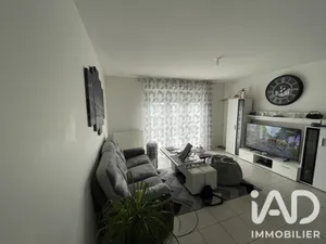 Apartment in Lons (64140)