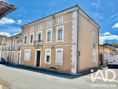 Immeuble à L'Isle-en-Dodon (31230)