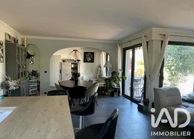 Maison traditionnelle à Poissy (78300)