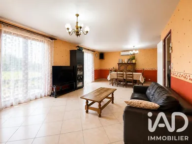 Village house in Flines-lez-Raches (59148)