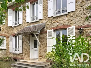 House in Orgeval (78630)