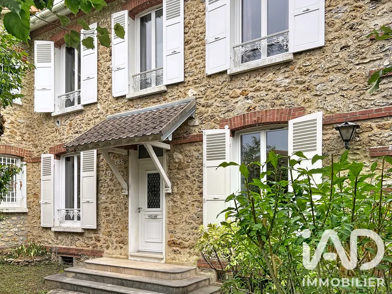 Maison 14 pièces 298 m² · à Orgeval · 298 m² · 1 190 000 €