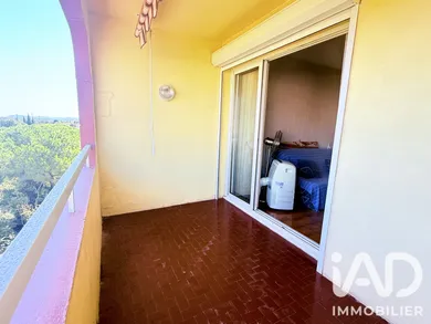 Appartement à Hyères (83400)
