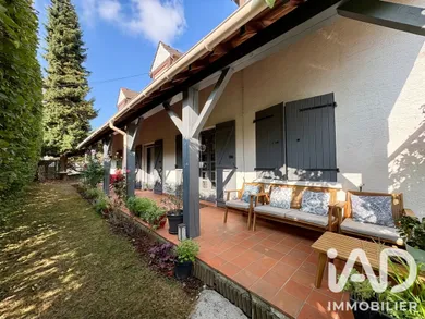 Traditional house in Bouffémont (95570)