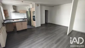 Apartment in Reims (51100)