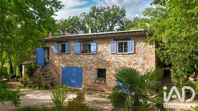 Domain in Cotignac (83570)