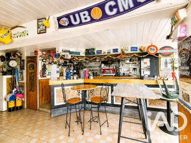 Bar, Brewery, Tobacco shop in Chartres (28000)