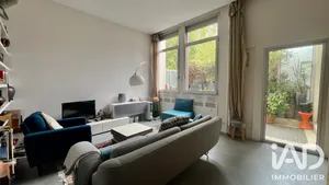 Apartment in Vanves (92170)
