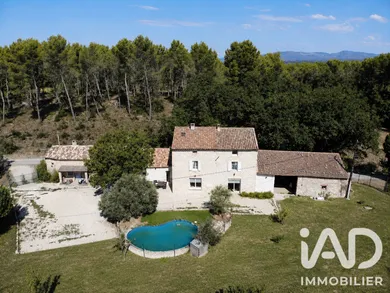 Mas à Pernes-les-Fontaines (84210)