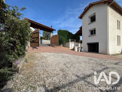 Traditional house in Villars (42390)