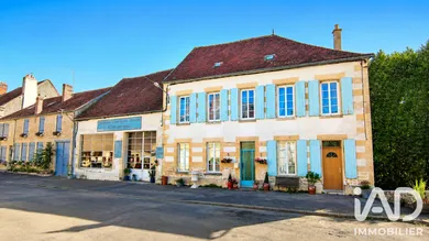 Townhouse in DONZY (58220)