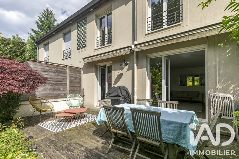 Maison 5 pièces 144 m² · à Garches · 144 m² · 1 020 000 €