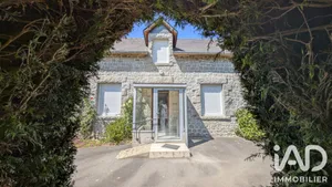 House in Le Hinglé (22100)