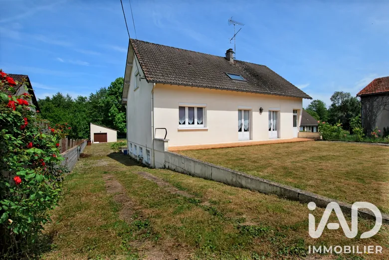 Maison 7 pièces 144 m² · à Bléneau · 144 m² · 142 500 €