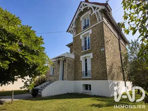 House in Roissy en Brie (77680)