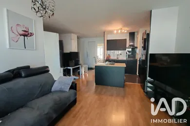 Apartment in Rosny-sous-Bois (93110)