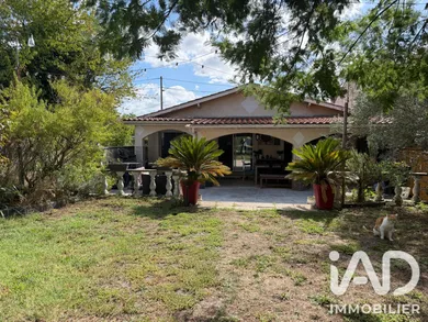House in Bordeaux (33300)