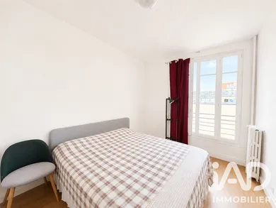 Apartment in Clichy (92110)