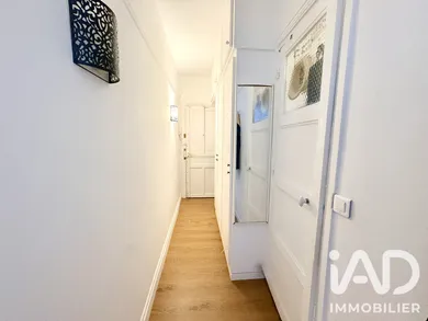 Apartment in Clichy (92110)