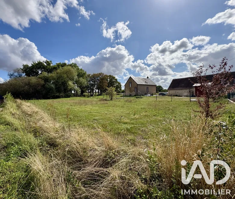 Terrain à bâtir à Auzouer en touraine (37110) · 50 000 €