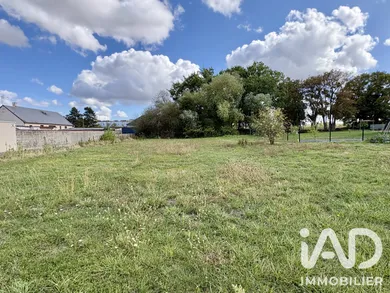 Terrain à bâtir à Auzouer en touraine (37110)