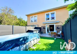 Maison à Saint-Gilles (30800)
