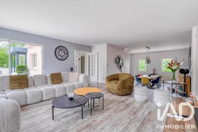 Maison à Coupvray (77700)