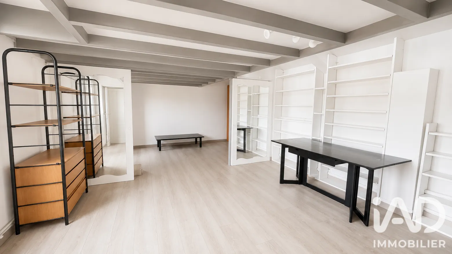 Vente appartement à Le Plessis-Robinson (92350) : appartement 2 pièces 45 m² - 2100170 — 3