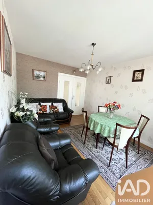 Apartment in Saint-Étienne (42100)