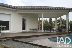 House in Roaillan (33210)