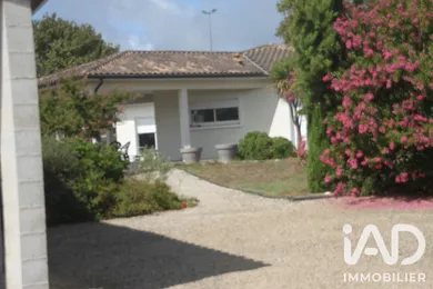 House in Roaillan (33210)