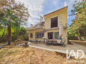Detached house in Évry (91000)
