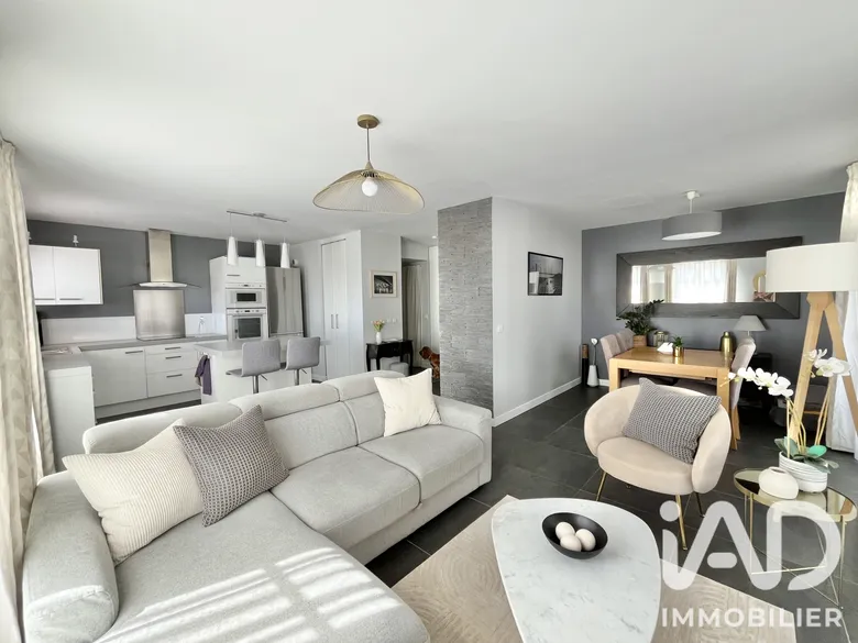 Appartement 3 pièces 74 m² · à Bussy-Saint-Georges · 74,2 m² · 329 000 €