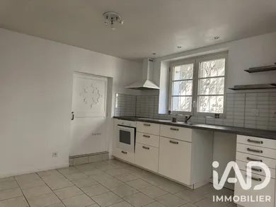 House in Vinassan (11110)