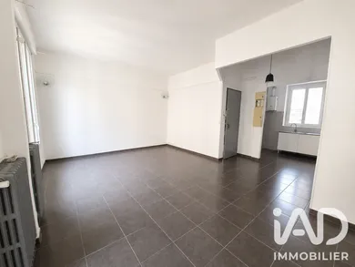 Apartment in Toulon (83000)