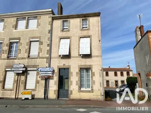 Building in Les Herbiers (85500)