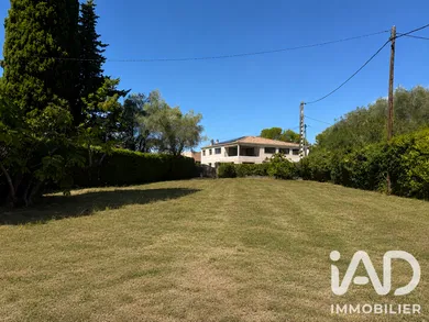 Terrain à bâtir à Mougins (06250)