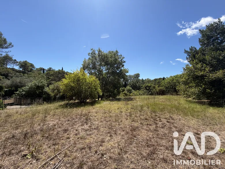Terrain 1653 m² · à Bâtir À Mougins · 1 653 m² · 619 000 €