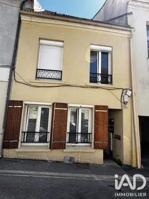 Immeuble à Dammartin-en-Goële (77230)