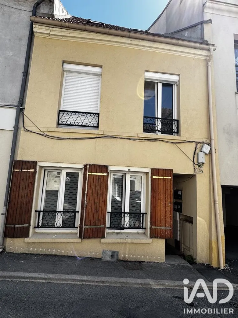 Immeuble 4 pièces 116 m² · à Dammartin-en-Goële · 116 m² · 329 000 €